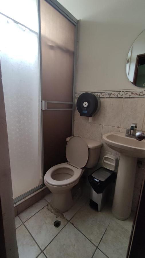 Guest House Tumbes Ngoại thất bức ảnh
